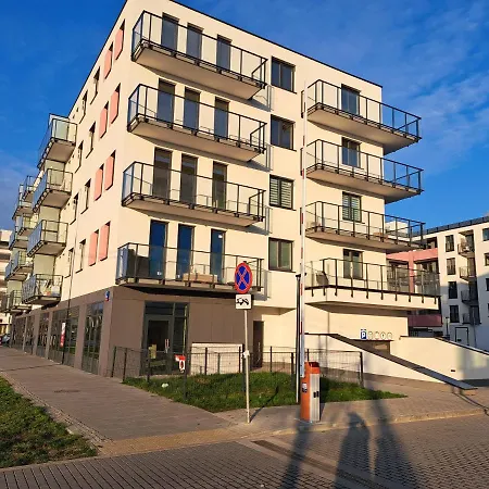 Chillout Airport Kl33 - Air Condition & Free Parking