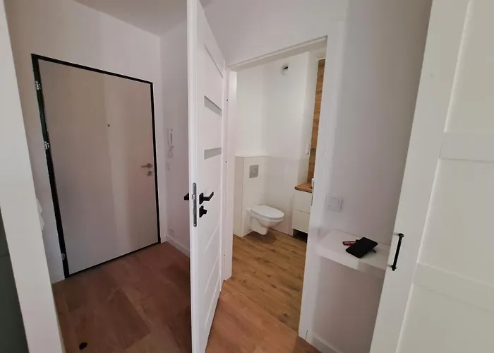 Chillout Airport Kl33 - Air Condition & Free Parking Lejlighed *