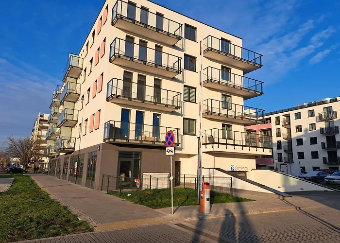 Chillout Airport Kl33 - Air Condition & Free Parking