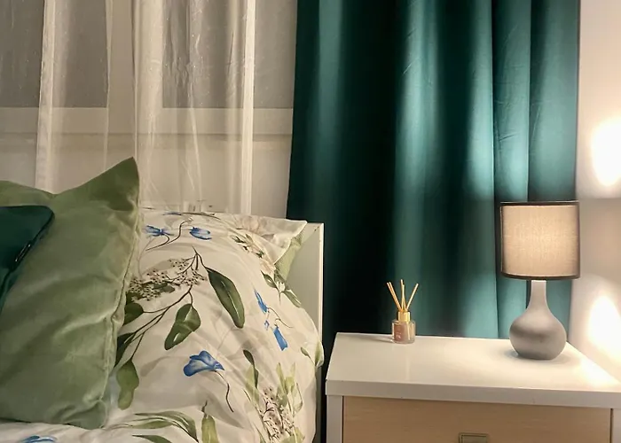 Chillout Airport Kl33 - Air Condition & Free Parking